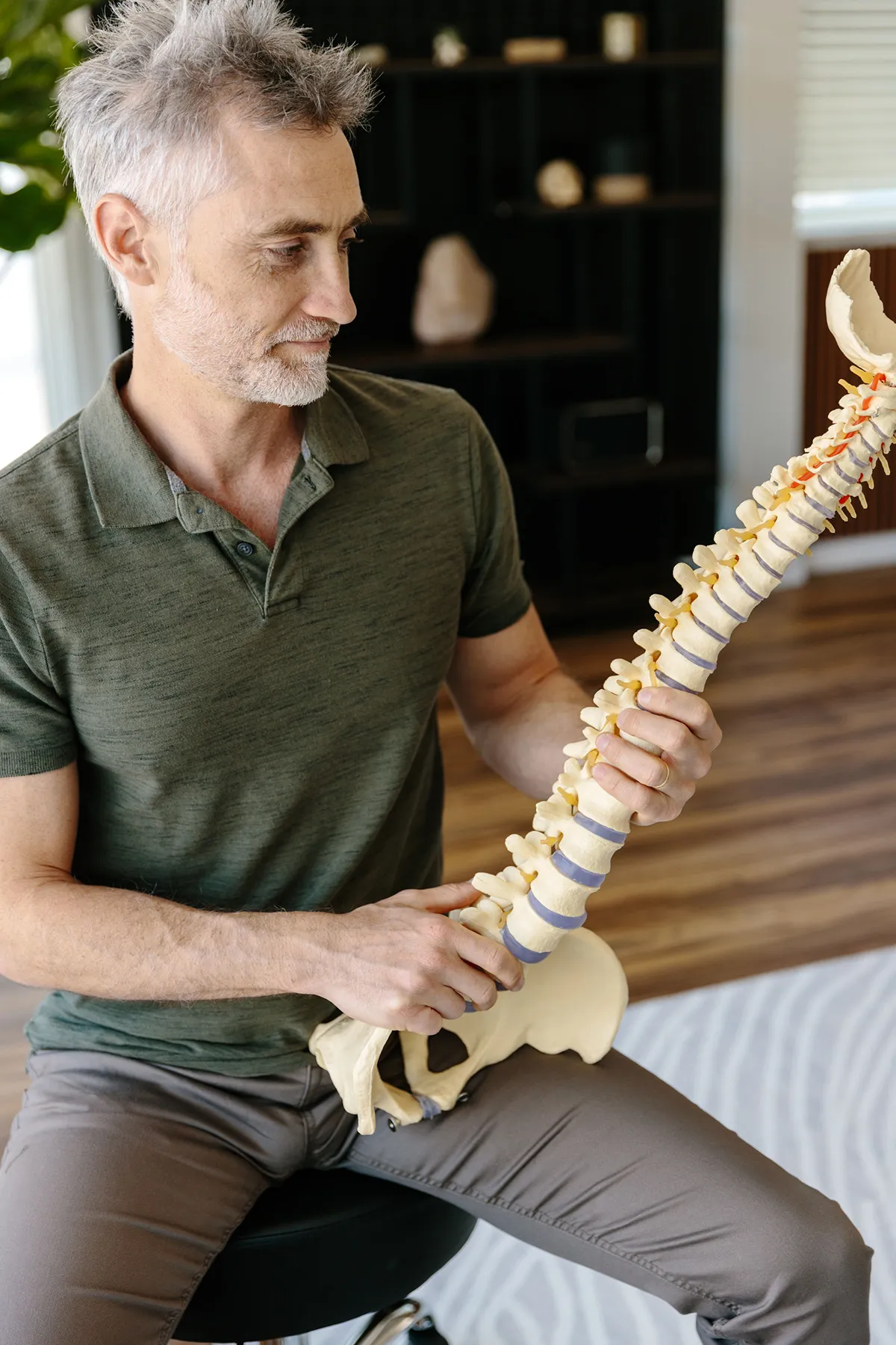 Top Rated Chiropractor Dr. Martin Henderson in San Anselmo, CA.